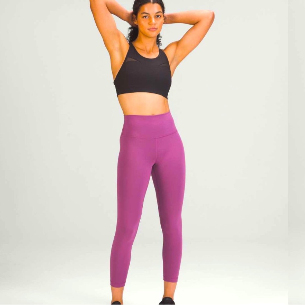 Lululemon Wunder under leggings. Size 4, 25”, color vintage plum